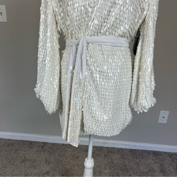 NWT RETROFETE GABRIELLE FEATHER ROBE DRESS IN WHITE SIZE XS - Picture 14 of 16